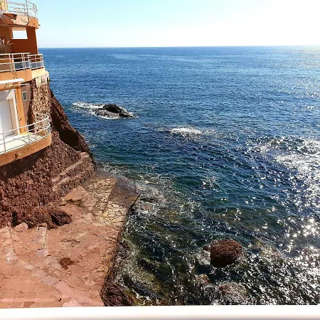 Sublime Appartement, Les Pieds Dans La Mer… Saint-Raphaël